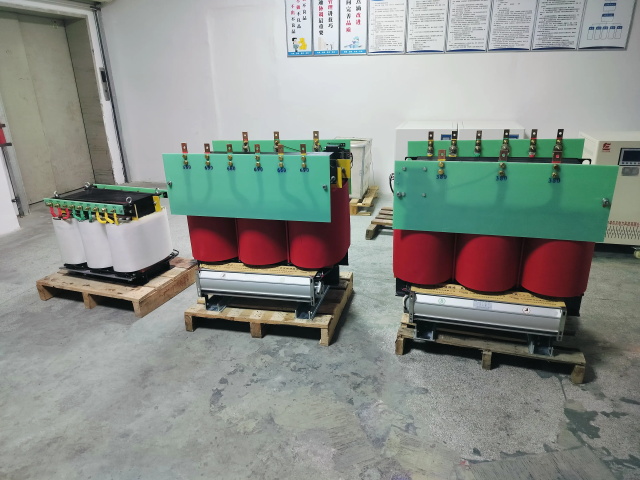 荥经KS11-1000KVA矿用变压器